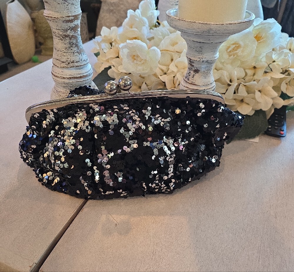 Mossimo Supply Co. Black Sequin Kiss-Lock Evening Clutch - Picture 2 of 8